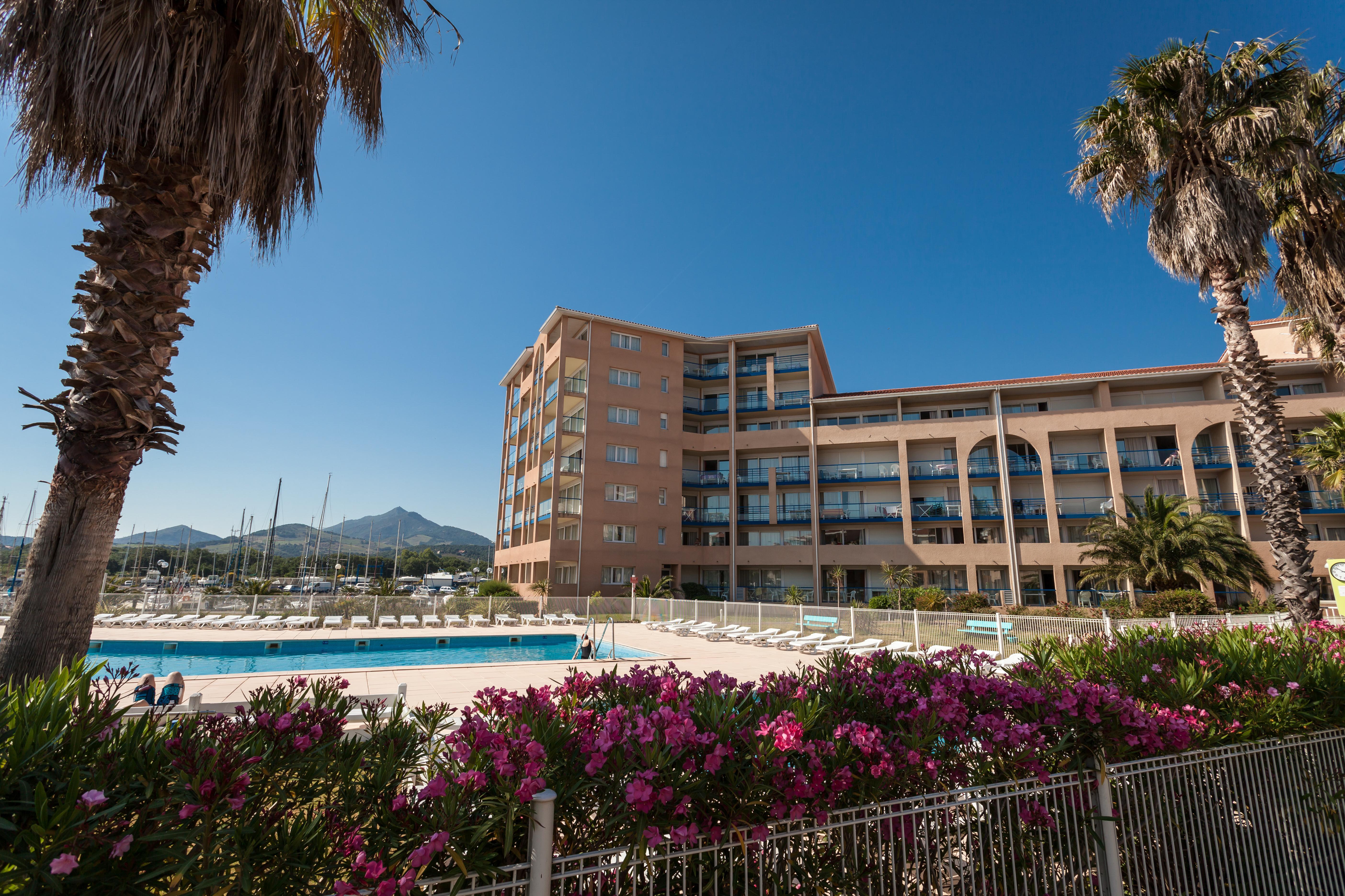 Appart Hotel Mer & Golf Port Argeles Экстерьер фото